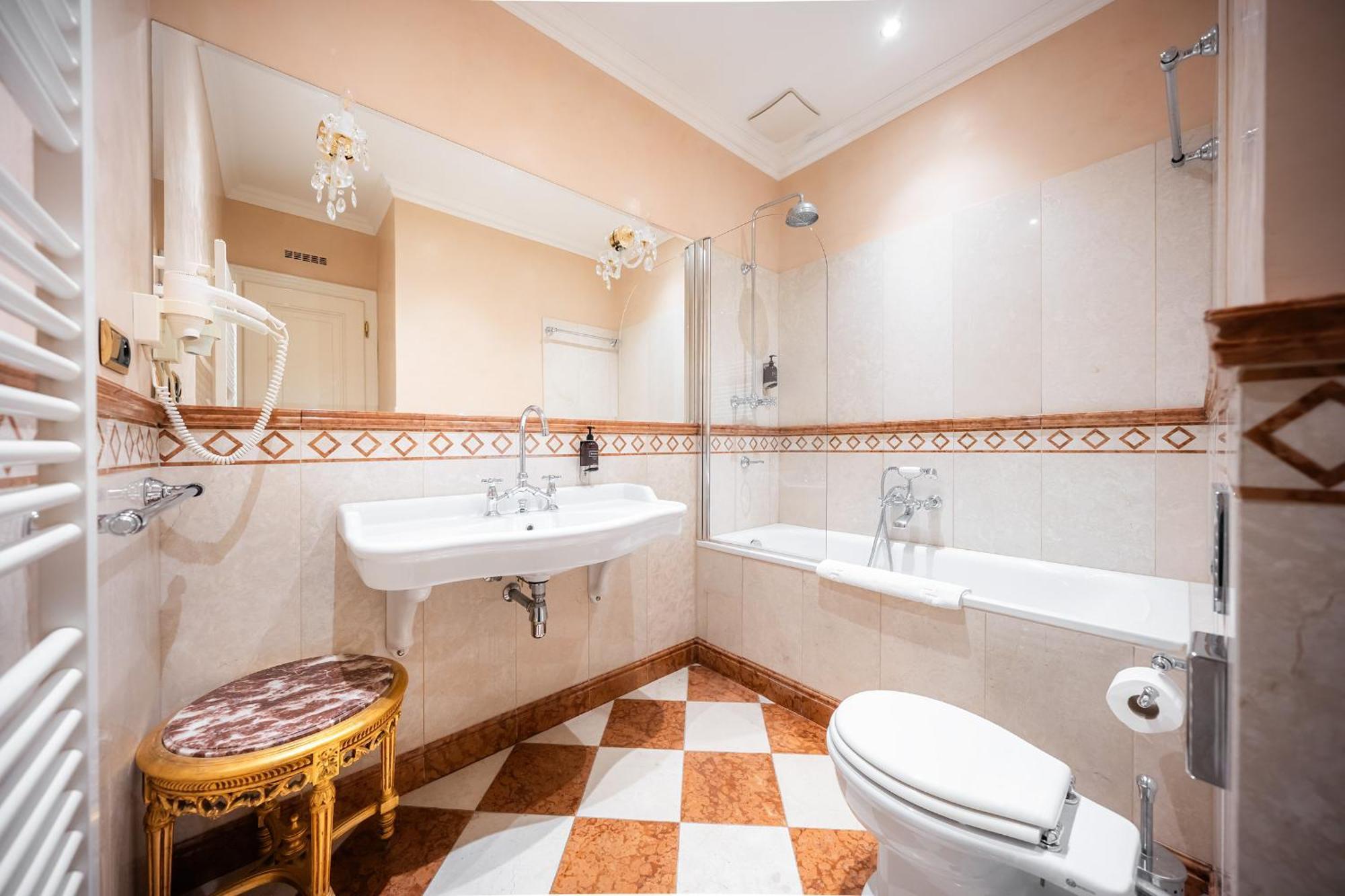 Lejlighedshotel Nosticova Heritage