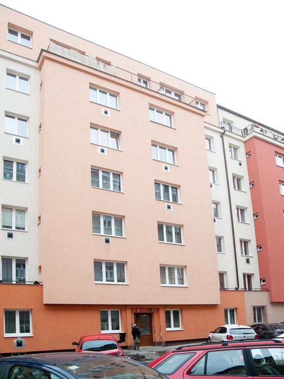 Zizkov Apartment Prag