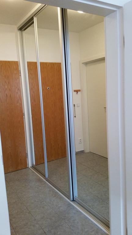 Tomkova I & Iii Apartment
