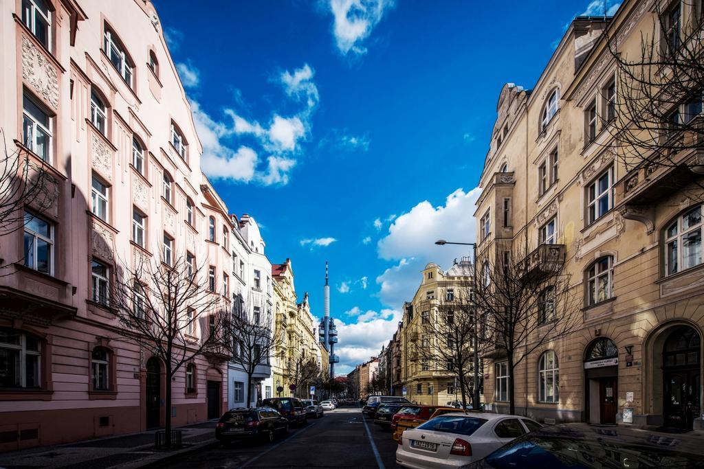 Modern Riegrovy Sady Apartment *
