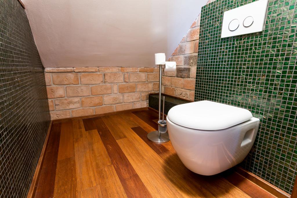U Hastrmana Guest house 2*