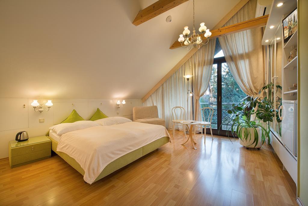 A. V. Aparthotel Prag