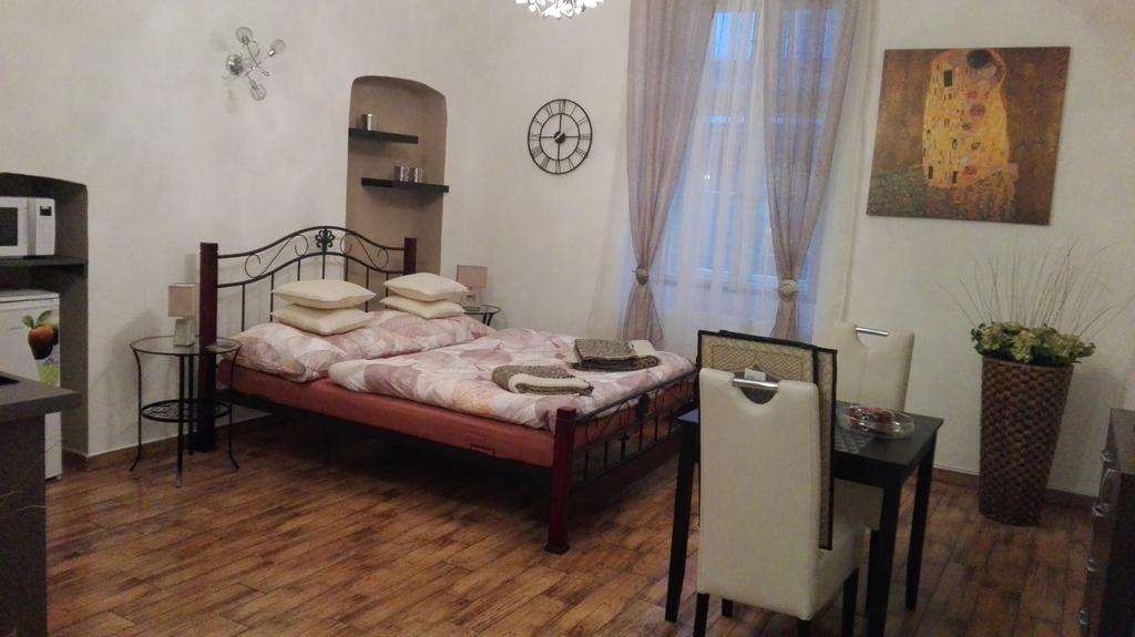 Jakubska 676 * Prag