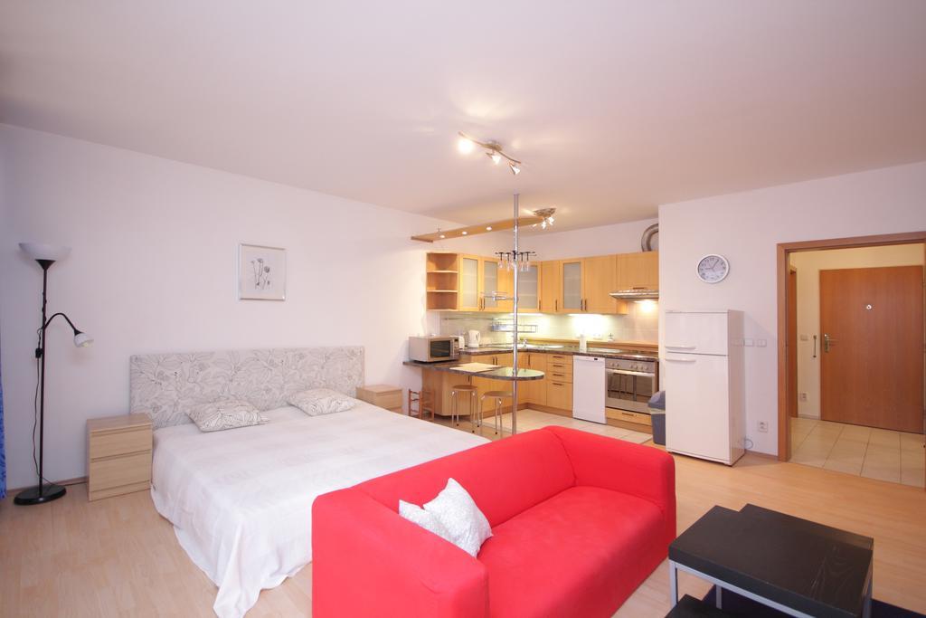 Apartment Tomkova I & Iii