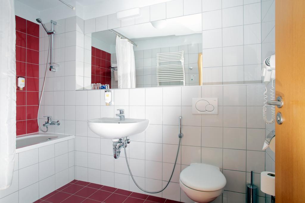 Hotel Chvalska Tvrz 3*