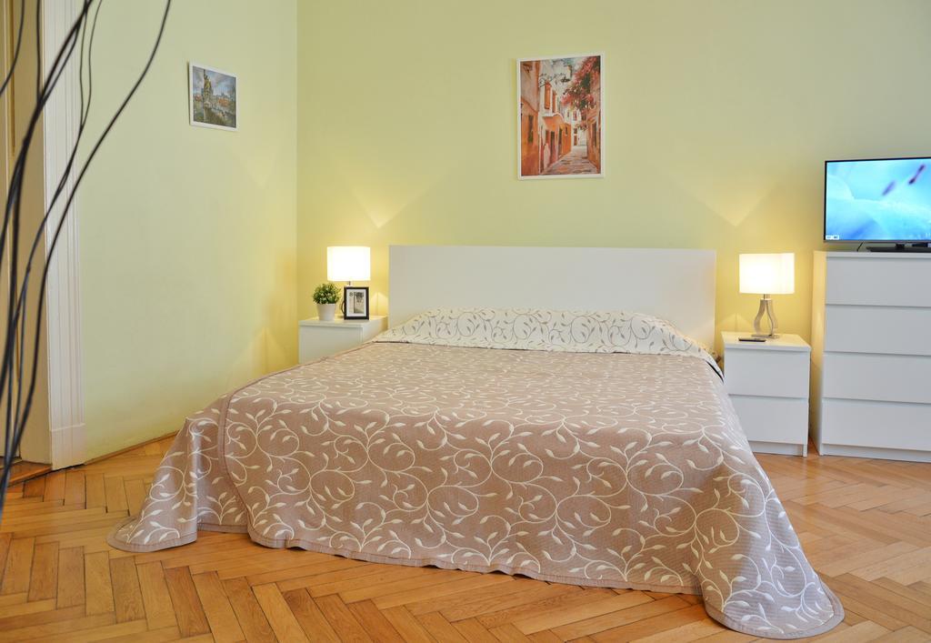 Apartment Modern Klimentska Prague