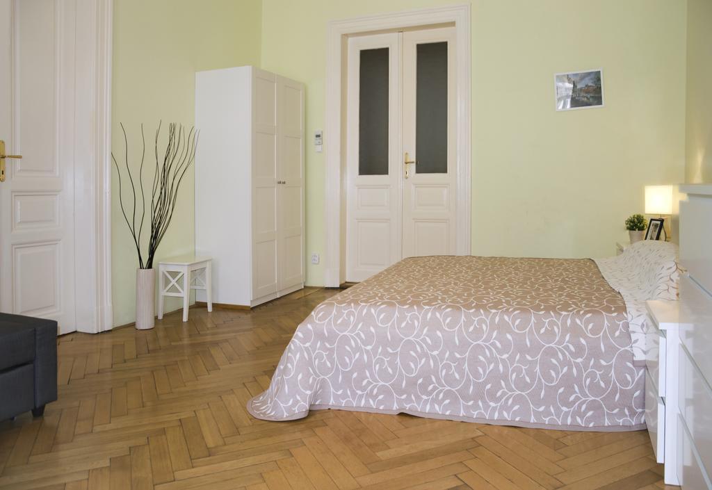 Modern Klimentska Prague