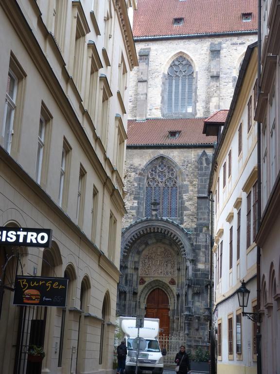 Apartment By The Old Town Square Prag