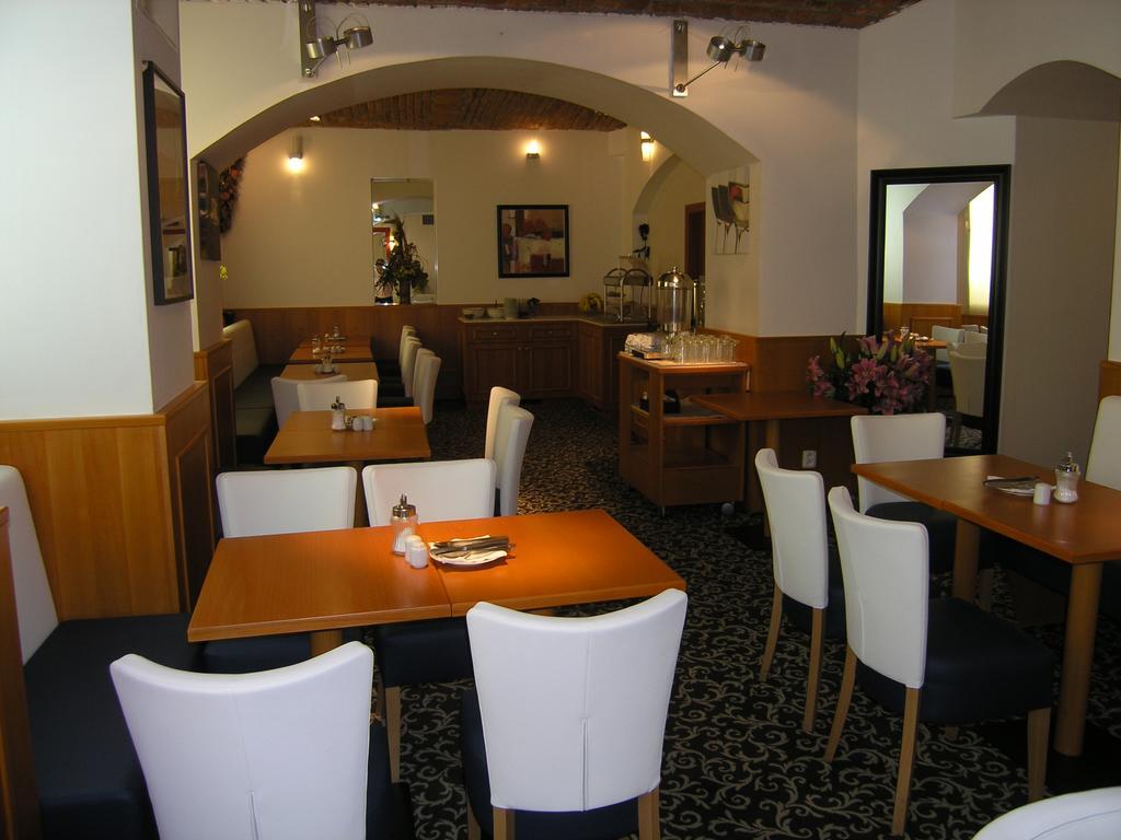 Machova Prag