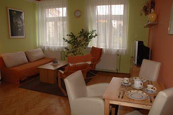 Sklep Hostel *