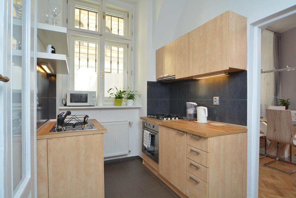 Opatovicka Apartment *