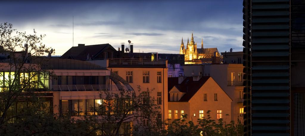 Langhans * Prag