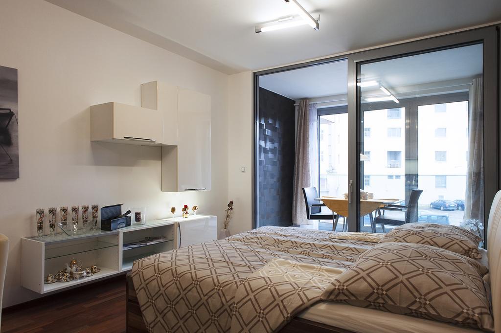 Studio Libenske Terasy Apartment Prag