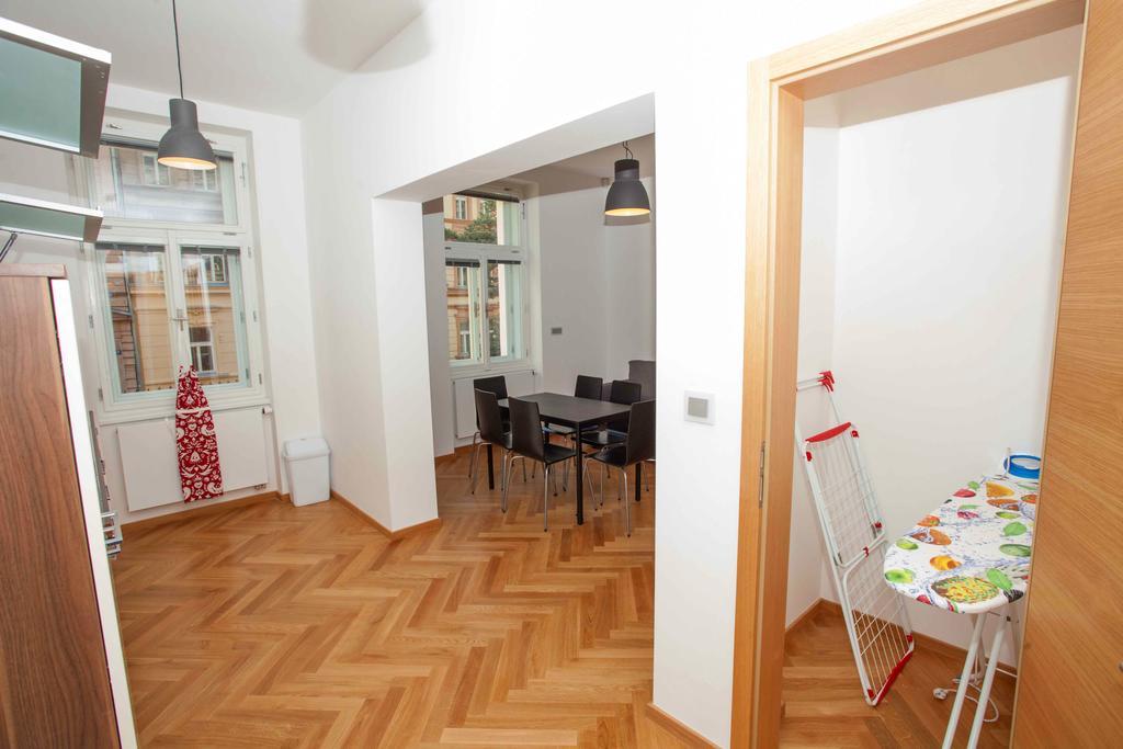 Smichov Praguestars * Prag