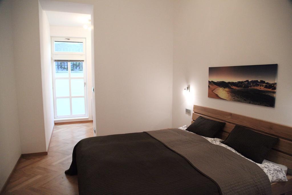 Smichov Praguestars Apartment Prag