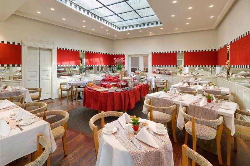 Mamaison Riverside Hotell Prag
