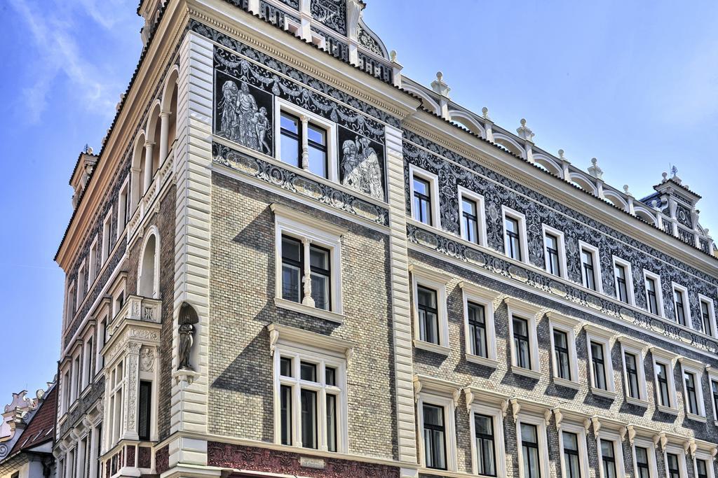 Jilska Palace