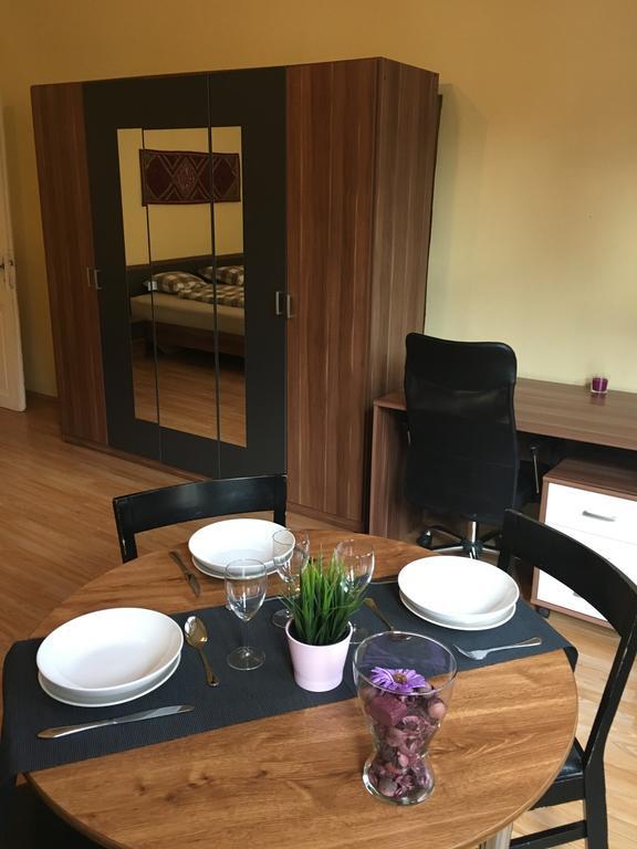 Palmovka Apartment