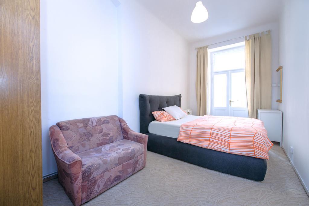 Vezenska Apartment