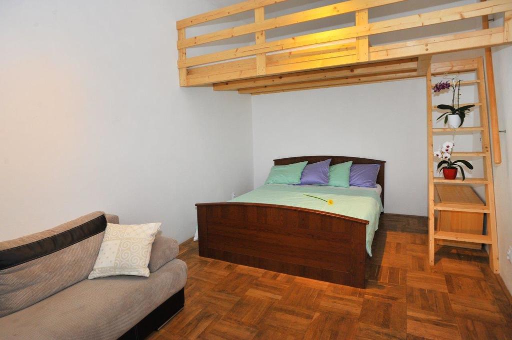 Vinohrady Ii Apartment *