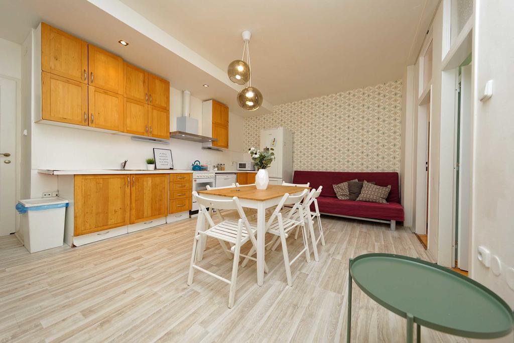 Ve Smeckach 27 Apartment