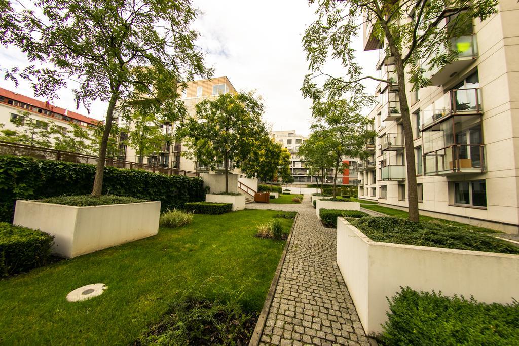Apartmán Korunni Dvur 130m2, 2 Free Parkings