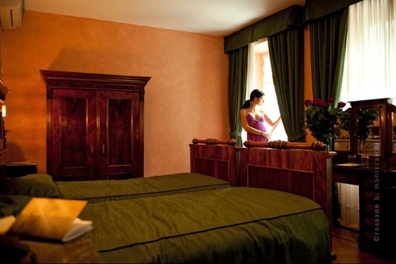 Roma Hotell 4*
