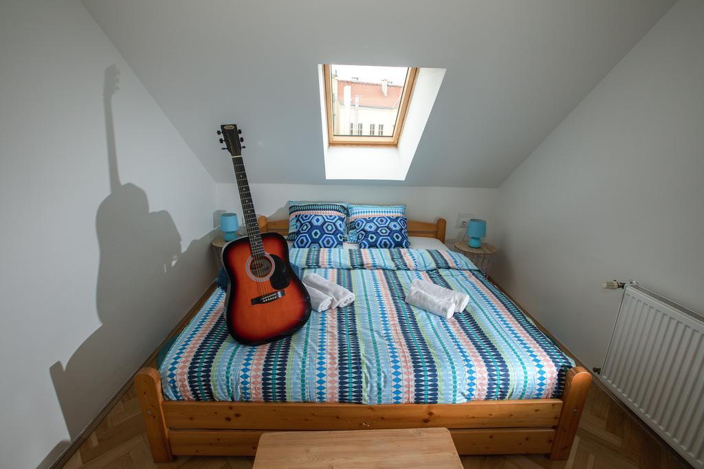Jump In Hostel Prague