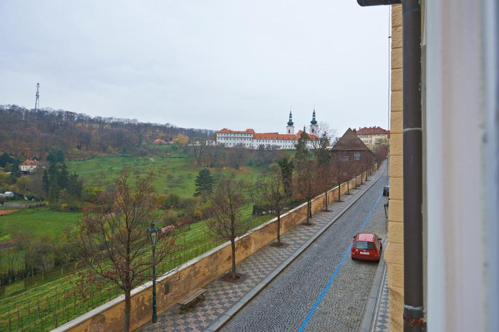 Golden Apple Prag