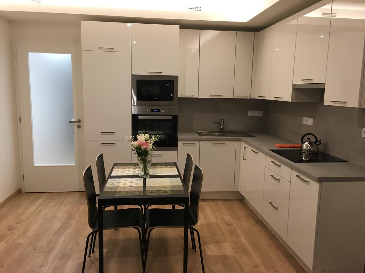 Glory Luka Living Apartment Prag