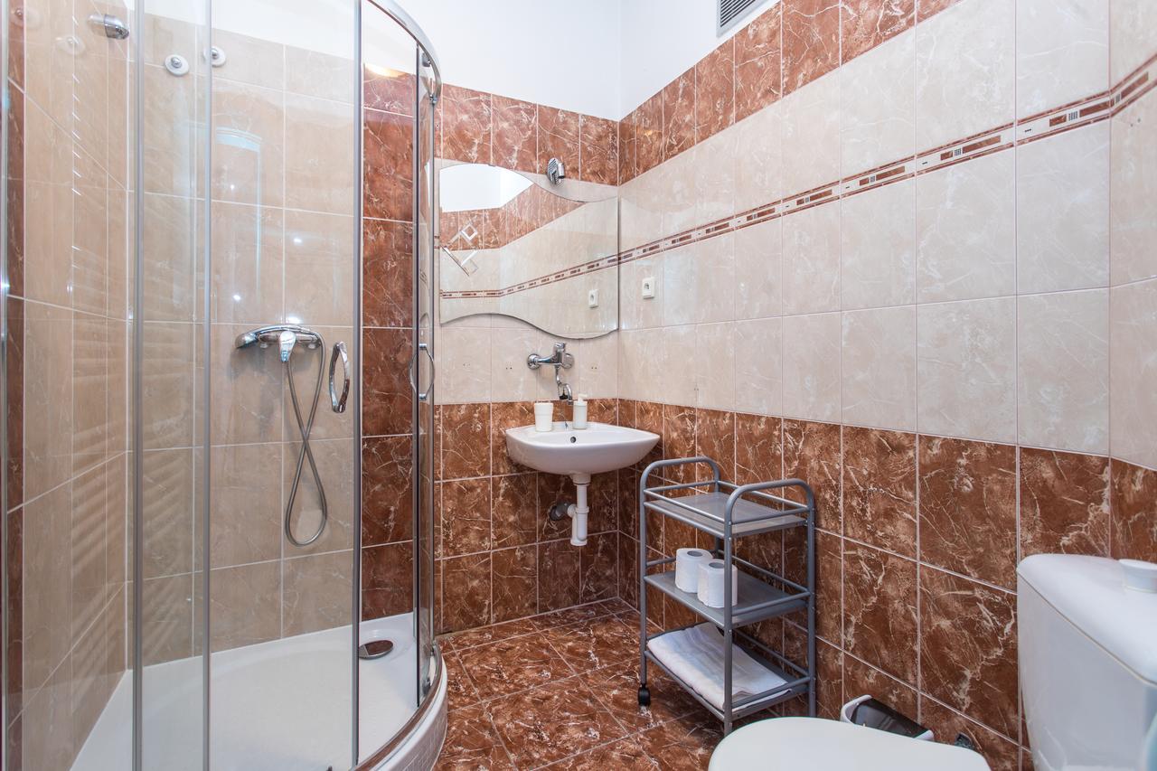 Terrace Hotell 3*