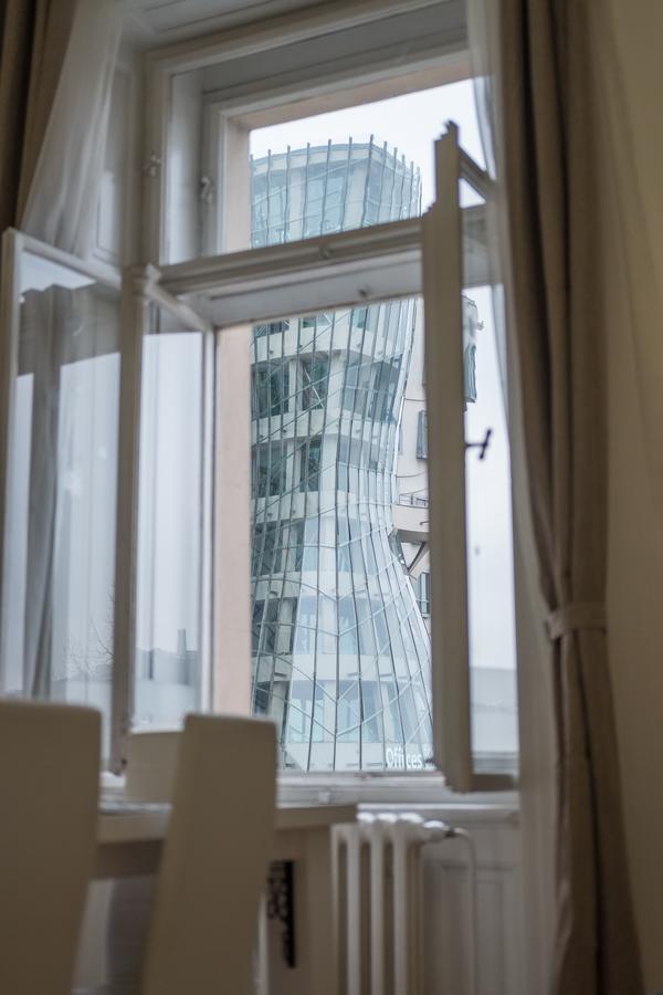 Resslova By The Dancing House