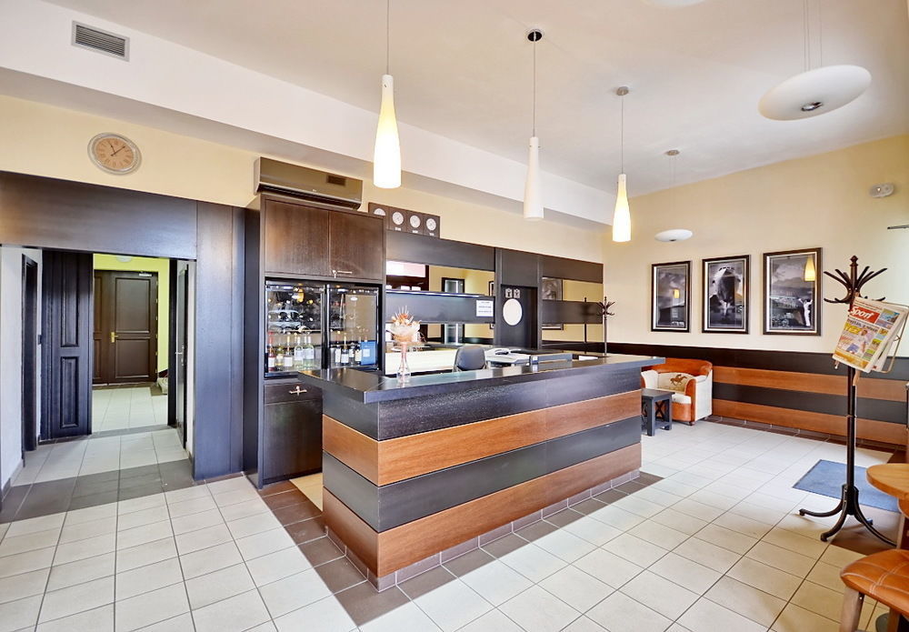 Hotell Bona Serva 3*