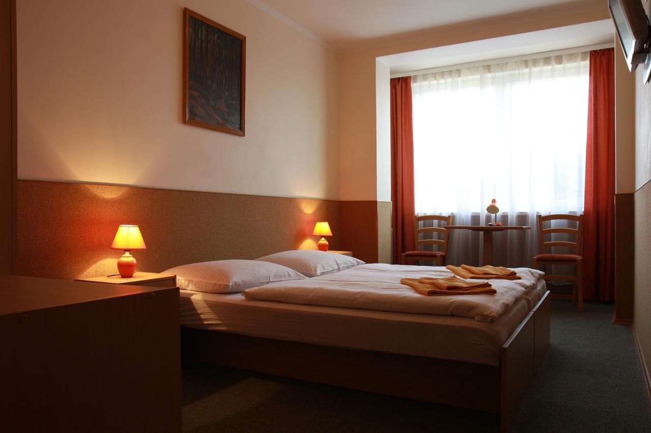Fox 3* Prag