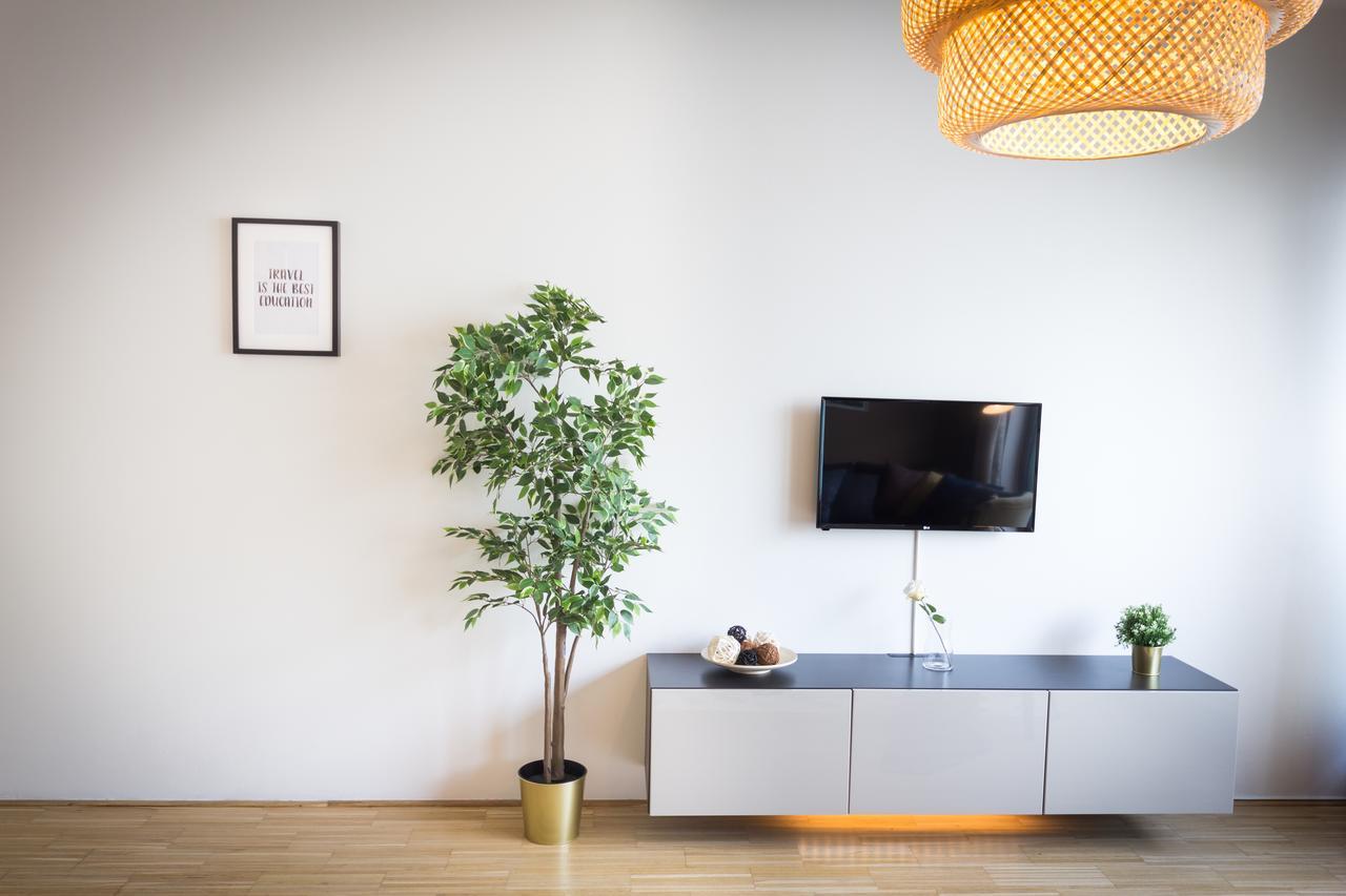 Apartment Luxury Apartment River Diamond Residence Prague