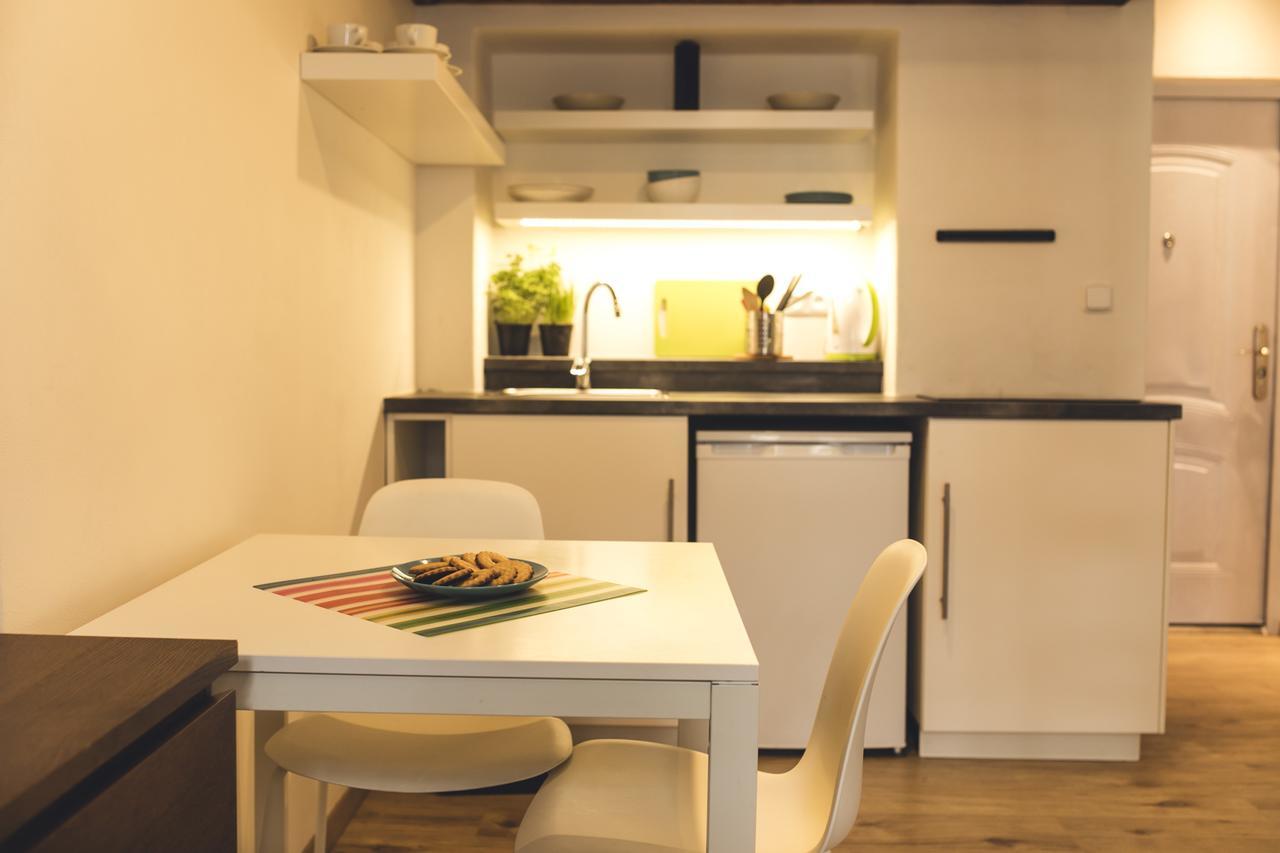 Freedom Rooms & Apartments *