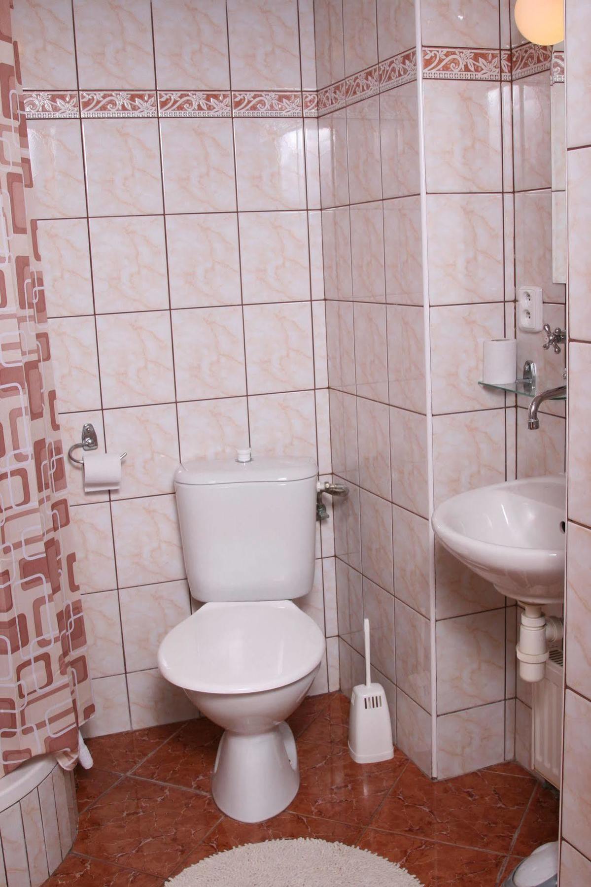 Hotel Aaron 3*
