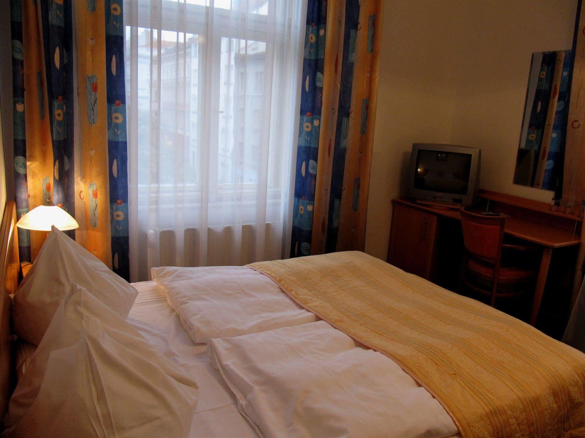 Machova Hotel