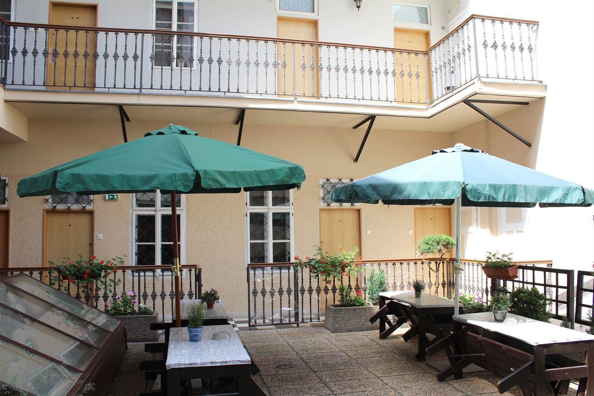 Alice House 3* Prague