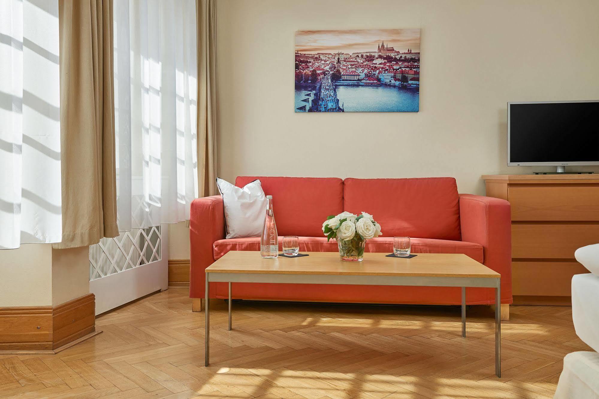 Mostecka 12 Hotel Prague