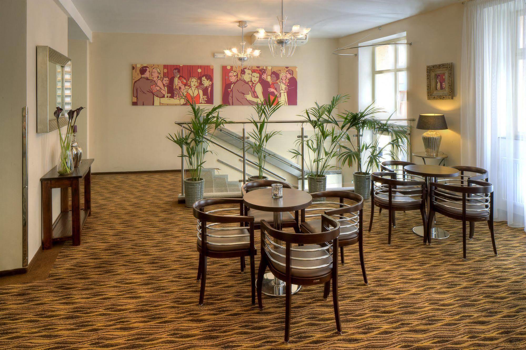 1.republic Hotell 4*