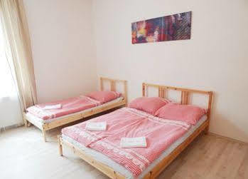 Apartment Garden Grape House Prag