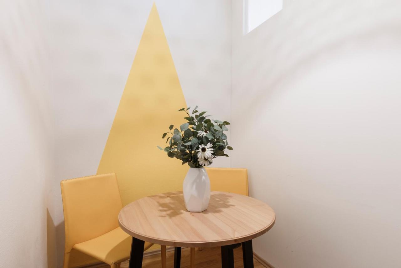 Safarikova Apartment Prag