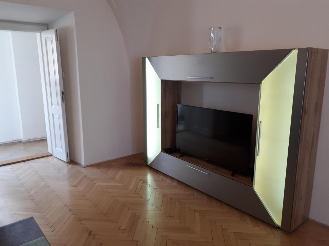 Proko 2 * Prag