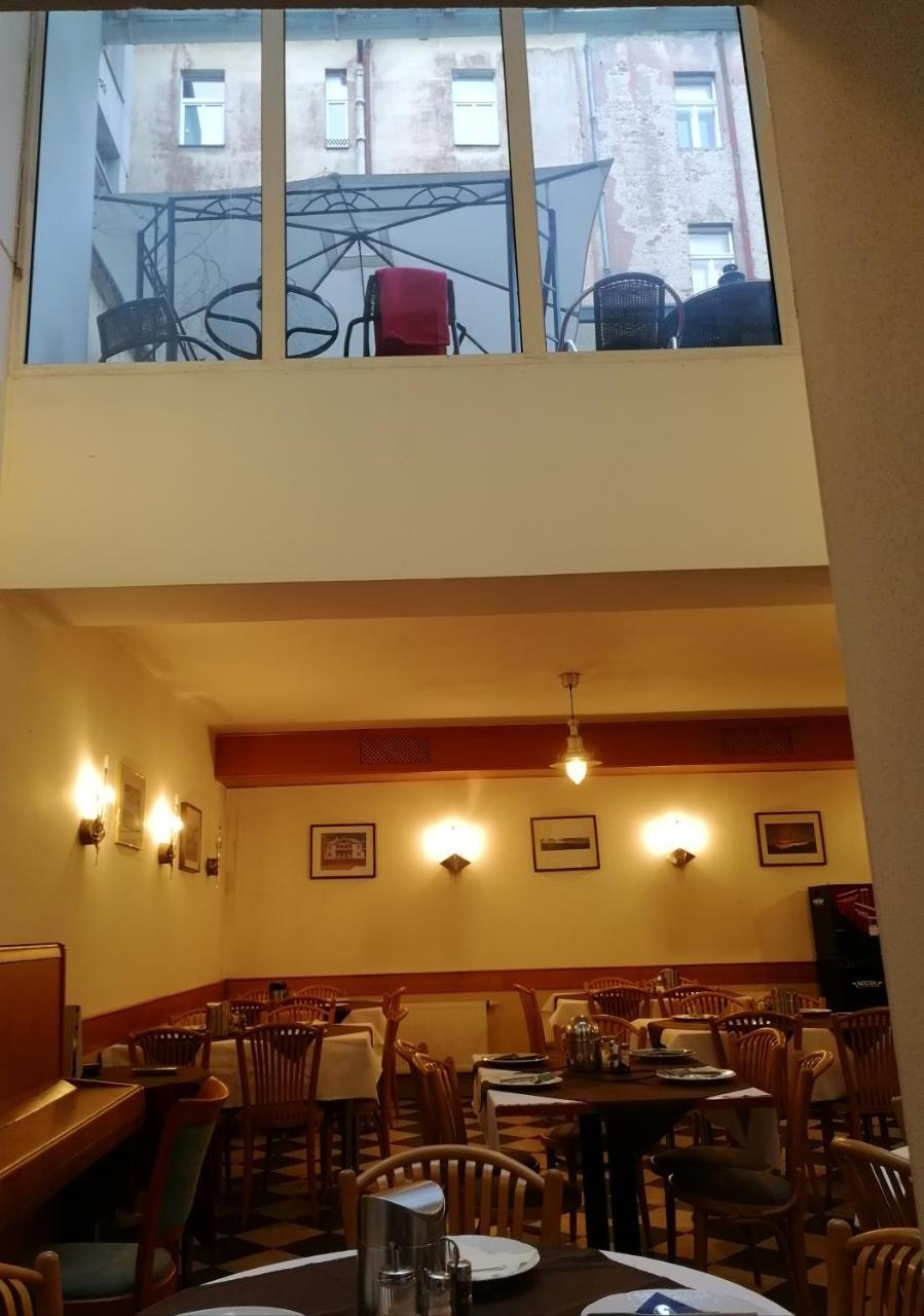 Hotell Augustus Et Otto 4*