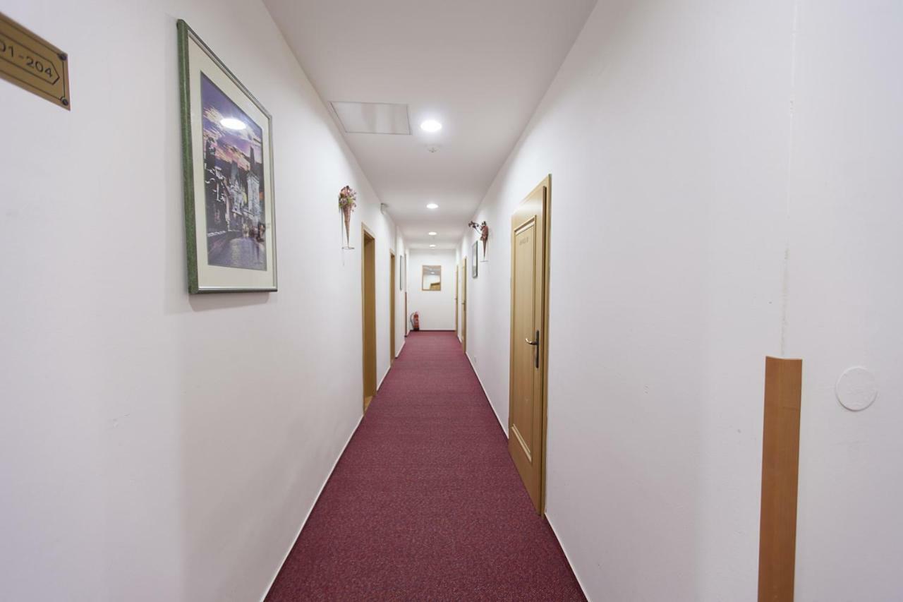 Hotell Atos 3*