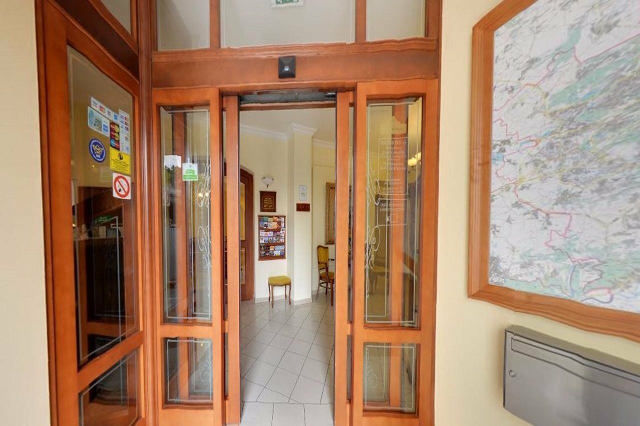 Certovka Hotell Prag