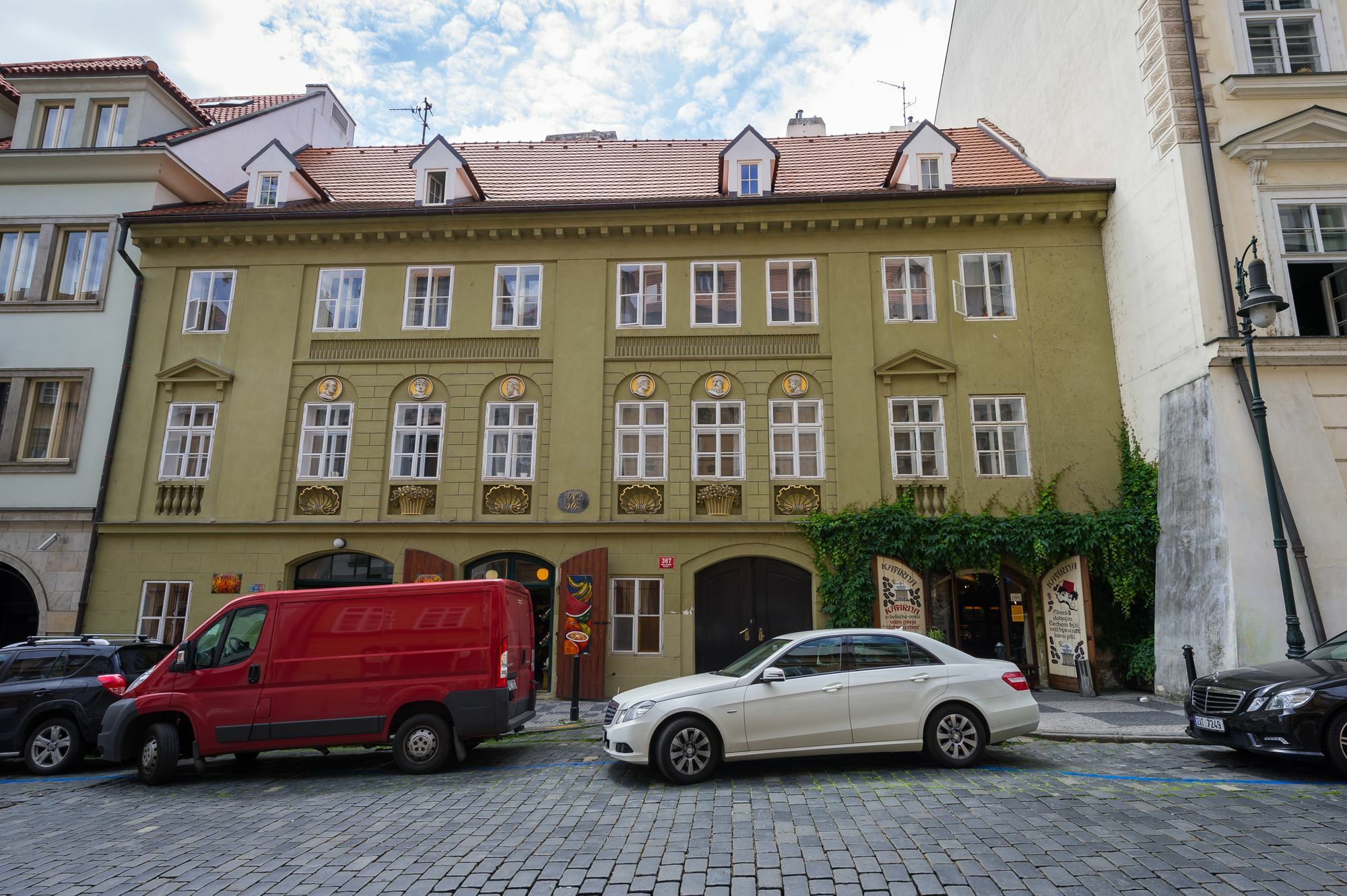 Empirent Castle Prag