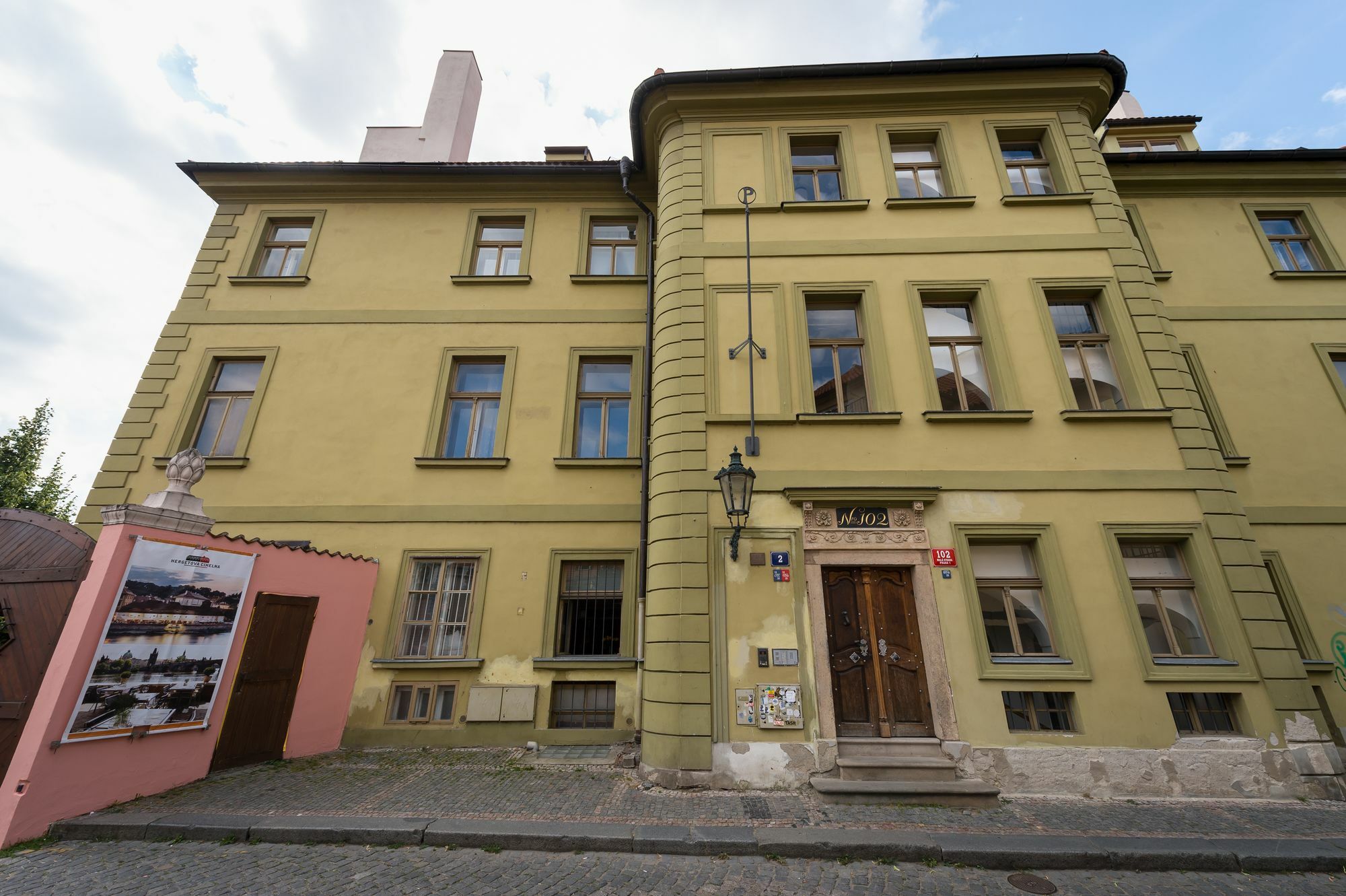 Apartment Empirent Castle
