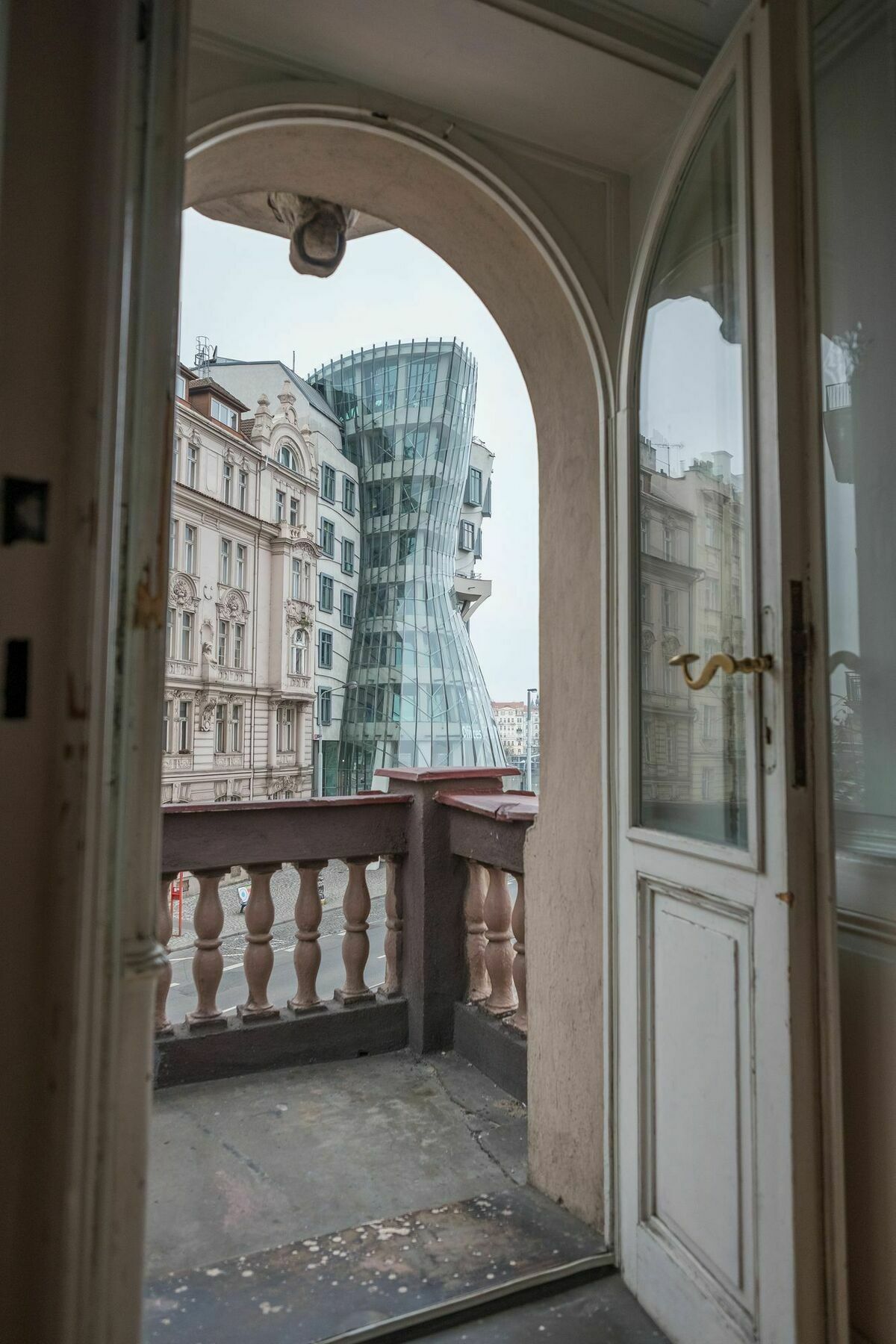 Apartment Resslova By The Dancing House *